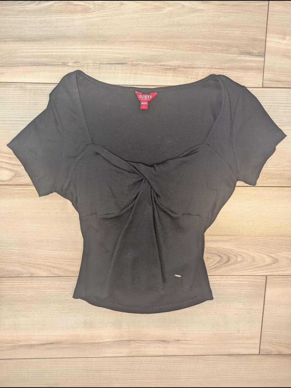 GUESS Black Twist-Front Short Sleeve Crop Top